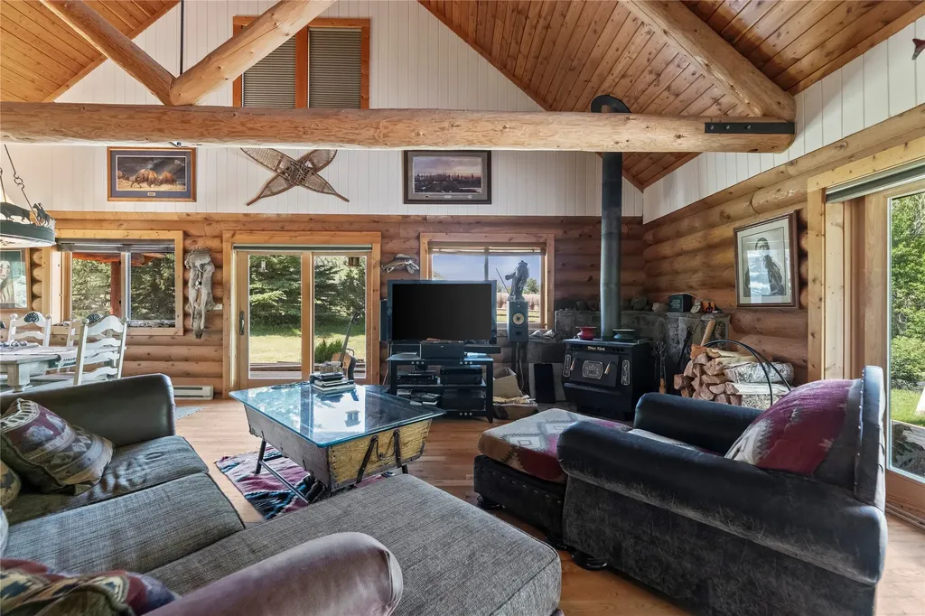380 W Boulder Road Mcleod MT 59052