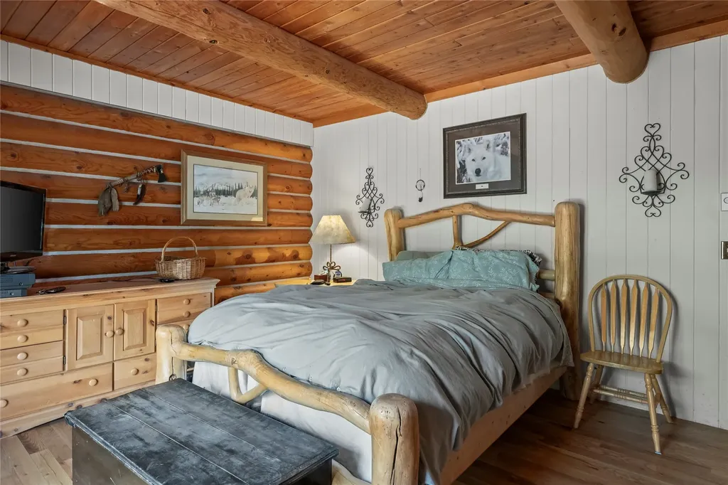 380 W Boulder Road Mcleod MT 59052