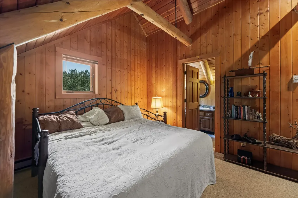 380 W Boulder Road Mcleod MT 59052