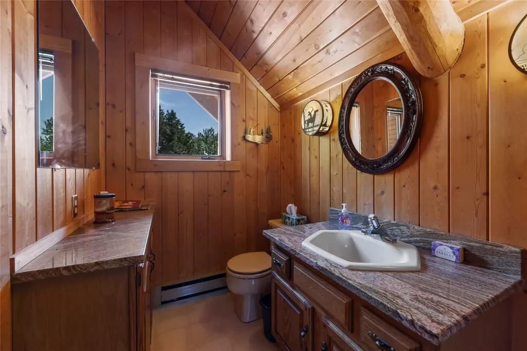 380 W Boulder Road Mcleod MT 59052
