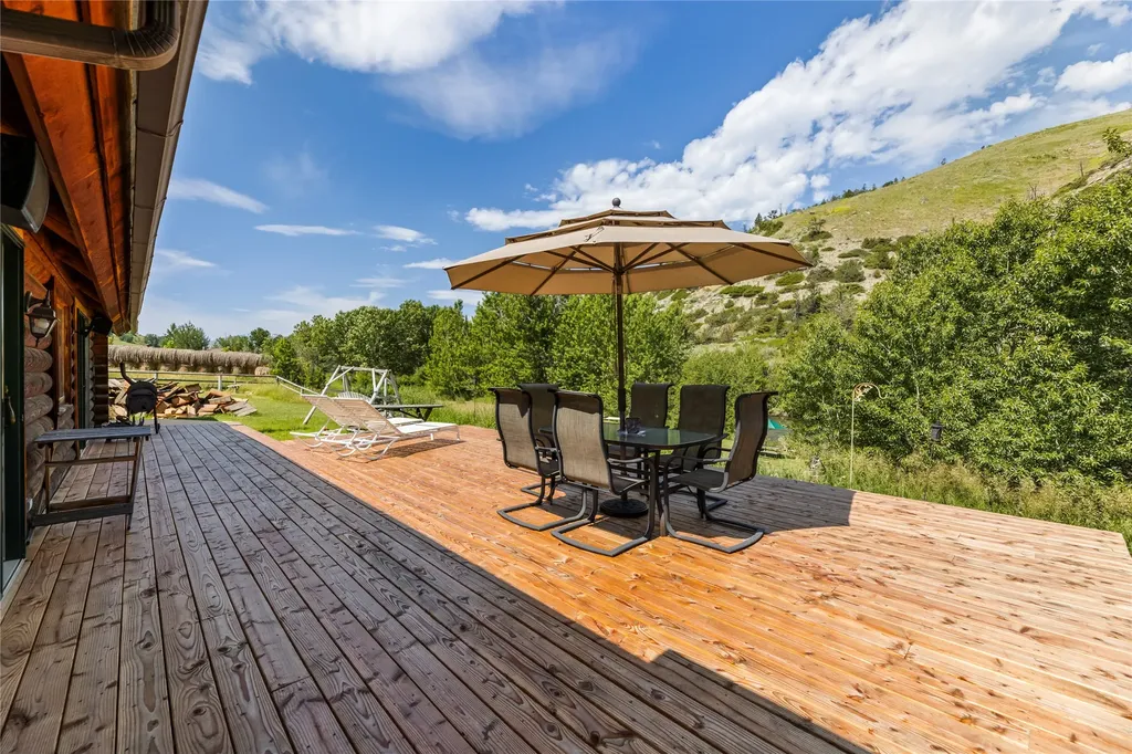 380 W Boulder Road Mcleod MT 59052