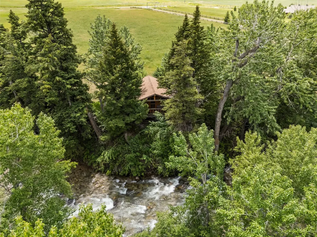 380 W Boulder Road Mcleod MT 59052