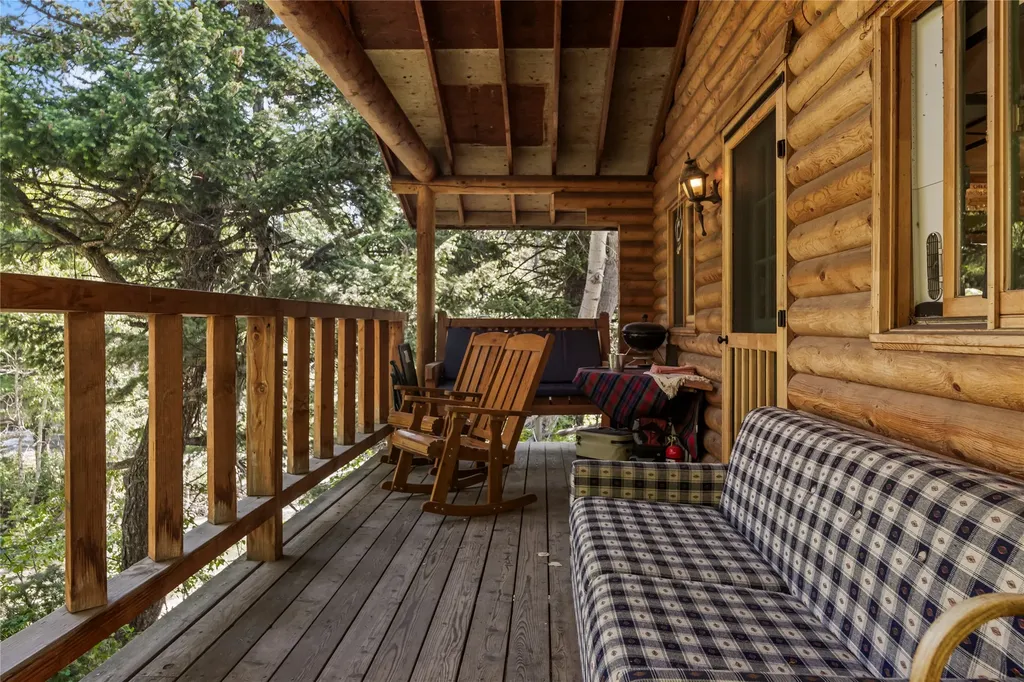 380 W Boulder Road Mcleod MT 59052