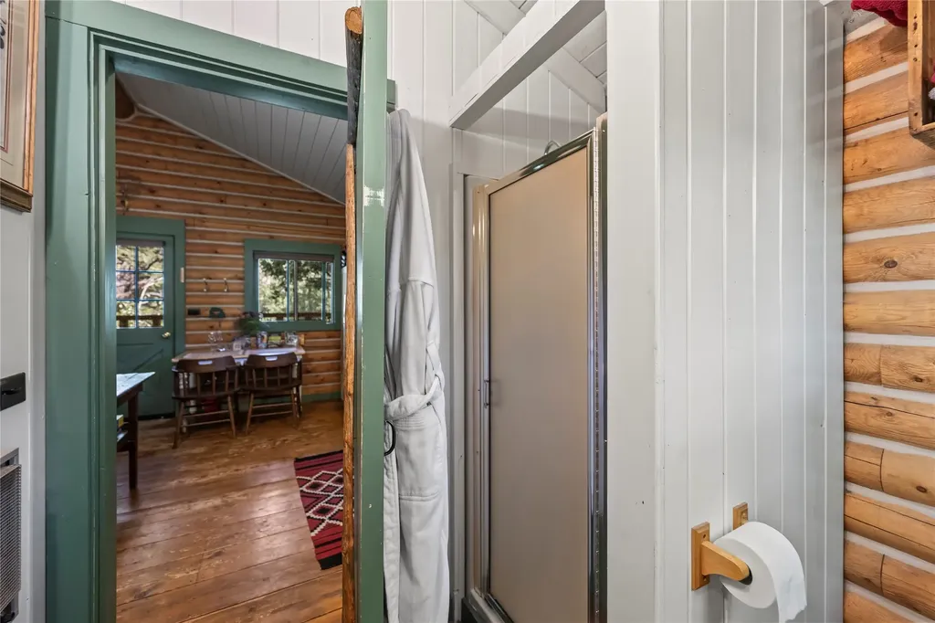 380 W Boulder Road Mcleod MT 59052
