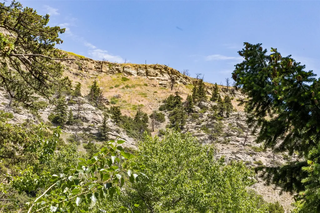 380 W Boulder Road Mcleod MT 59052