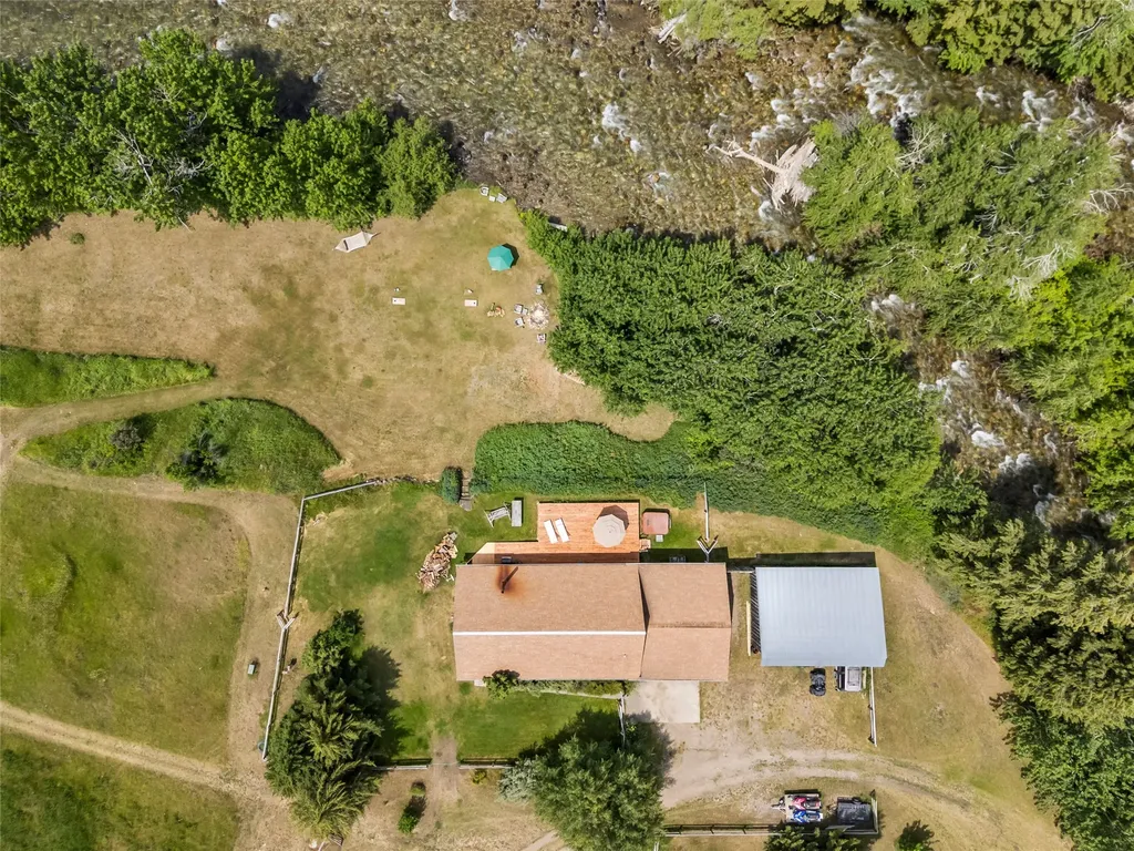 380 W Boulder Road Mcleod MT 59052
