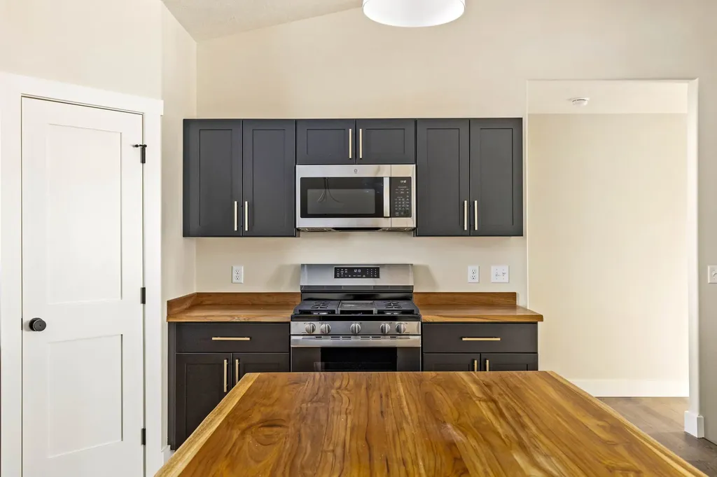 127 Leo Lane Great Falls MT 59404