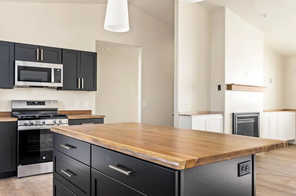127 Leo Lane Great Falls MT 59404