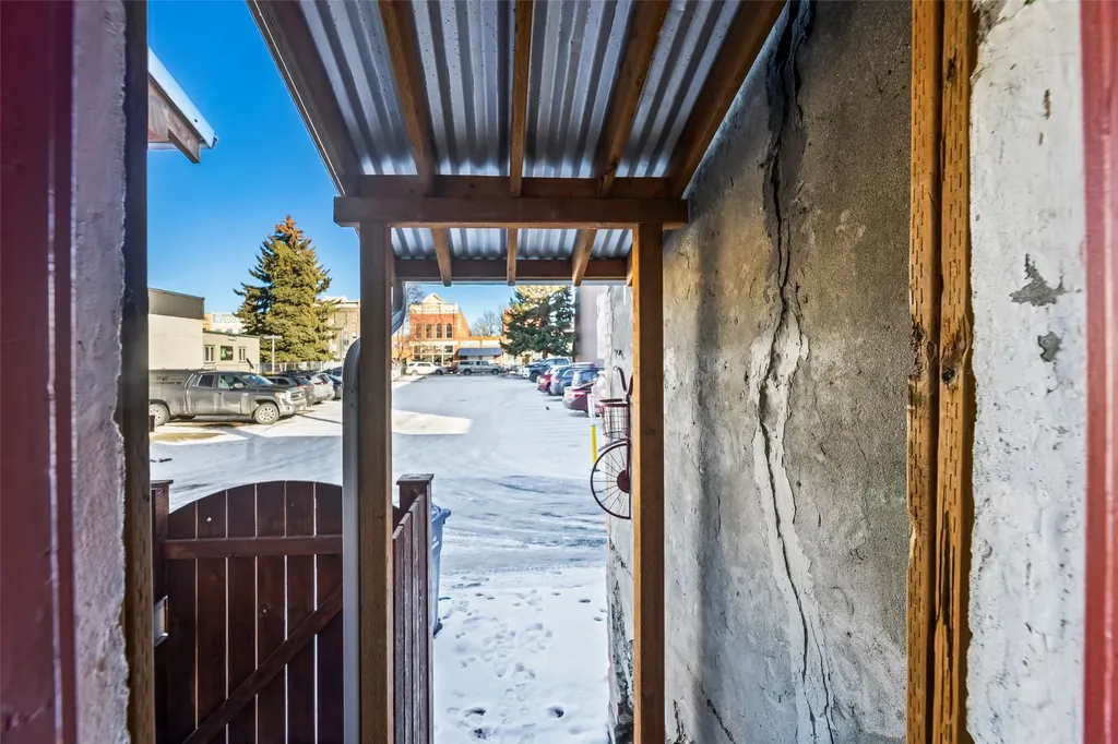 108 N 2nd Street Livingston MT 59047