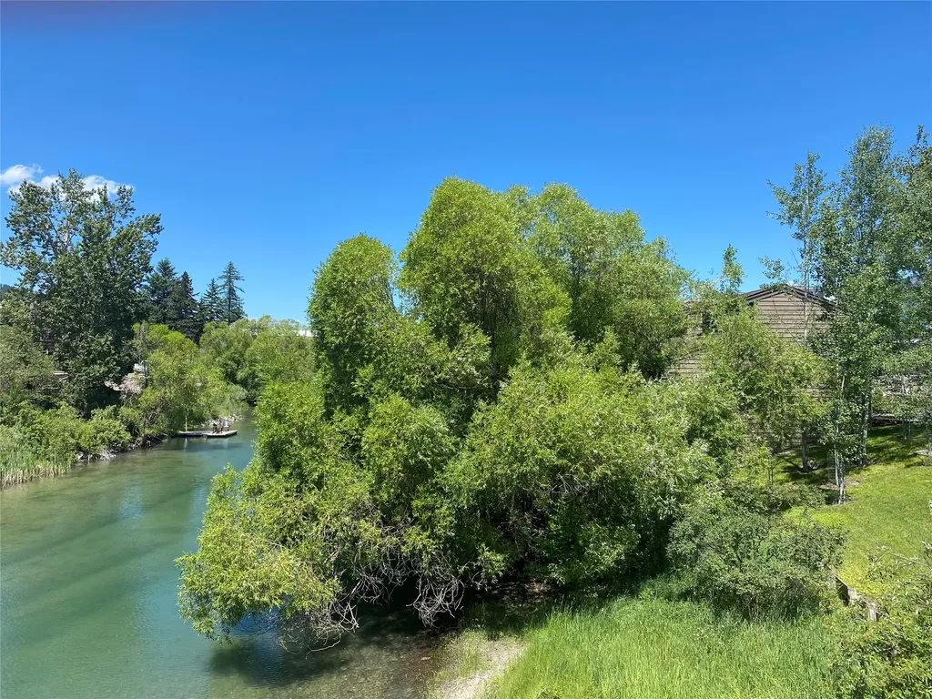 138 Miles Avenue Whitefish MT 59937