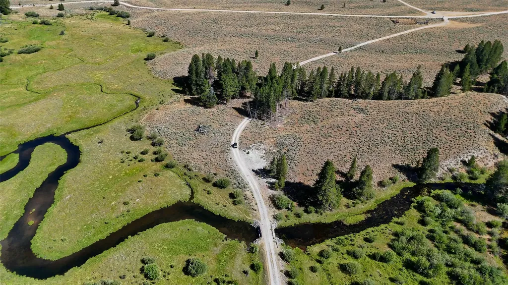 11203 Skinner Meadows Road Jackson MT 59736