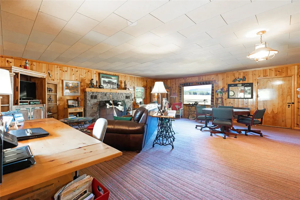 11203 Skinner Meadows Road Jackson MT 59736