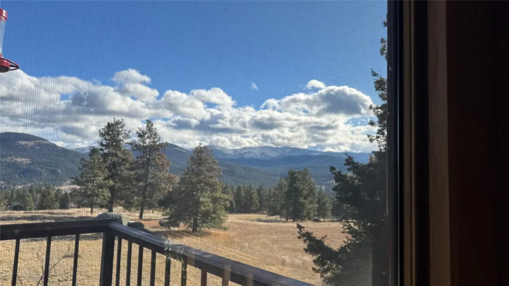 22 Meadow Lane Clancy MT 59634