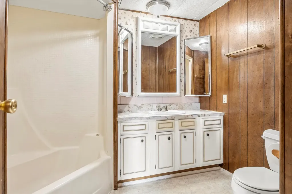 2210/2214 Country Club Avenue Helena MT 59602