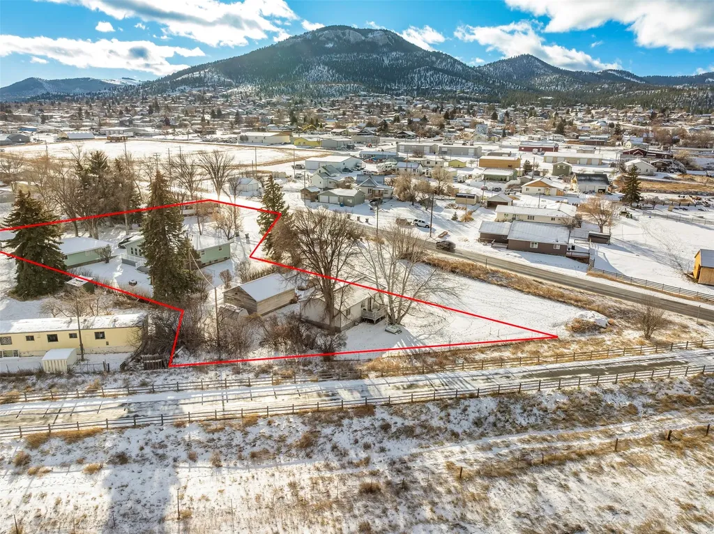 2210/2214 Country Club Avenue Helena MT 59602