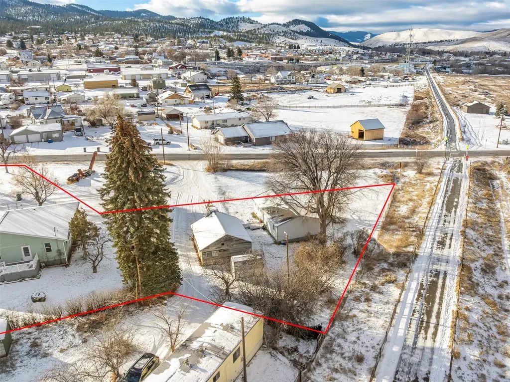 2210/2214 Country Club Avenue Helena MT 59602