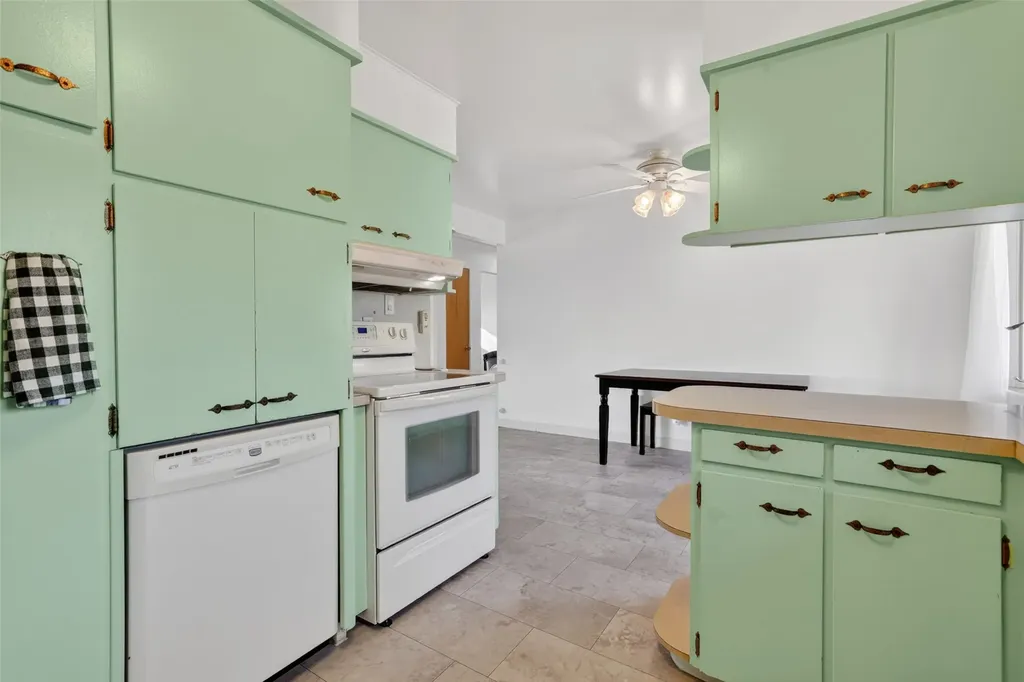 1417 10th Avenue NW Great Falls MT 59404