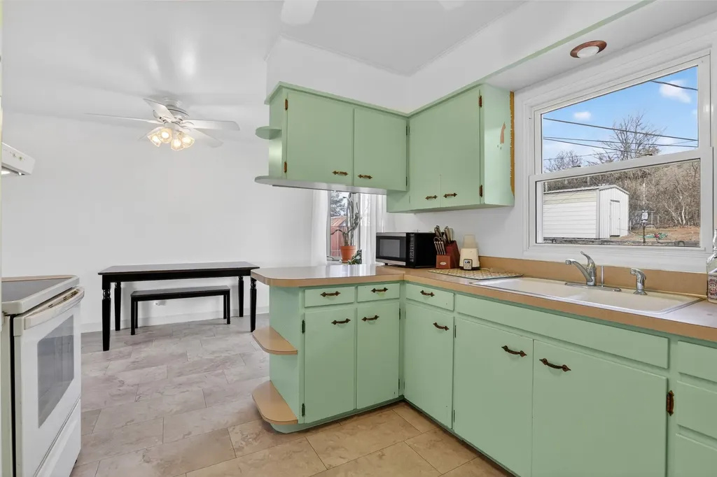 1417 10th Avenue NW Great Falls MT 59404