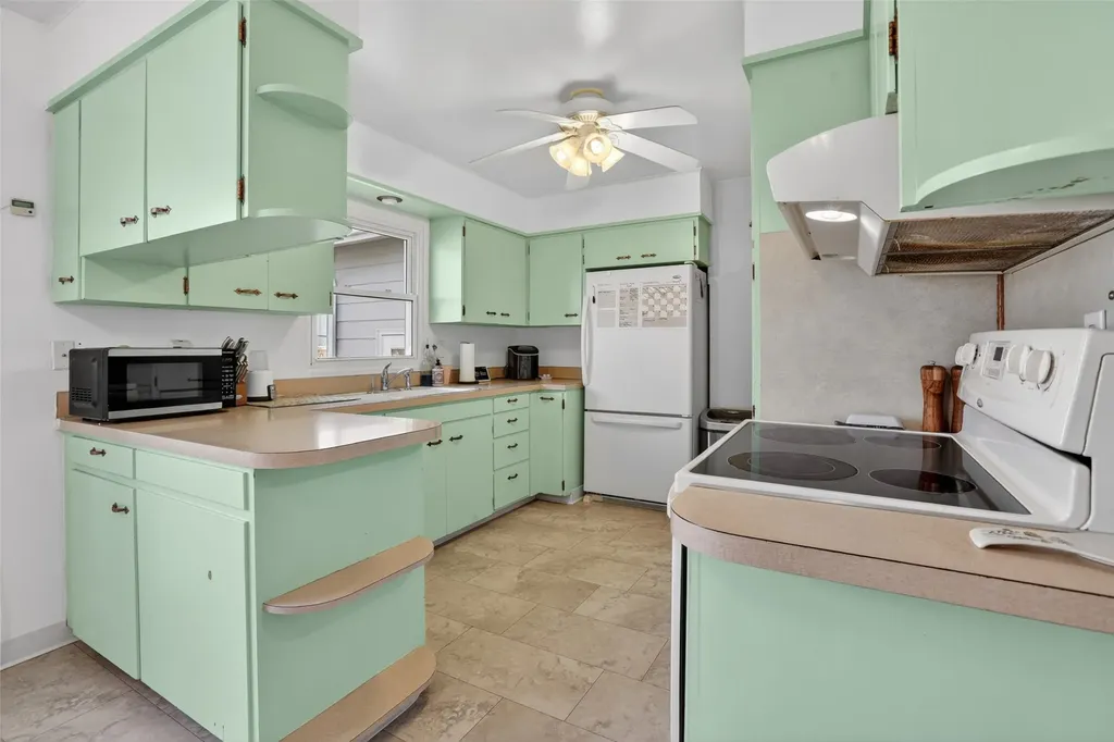 1417 10th Avenue NW Great Falls MT 59404