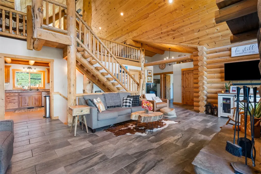 2374 Hamby Lane Victor MT 59875