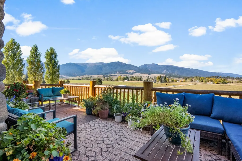 2374 Hamby Lane Victor MT 59875