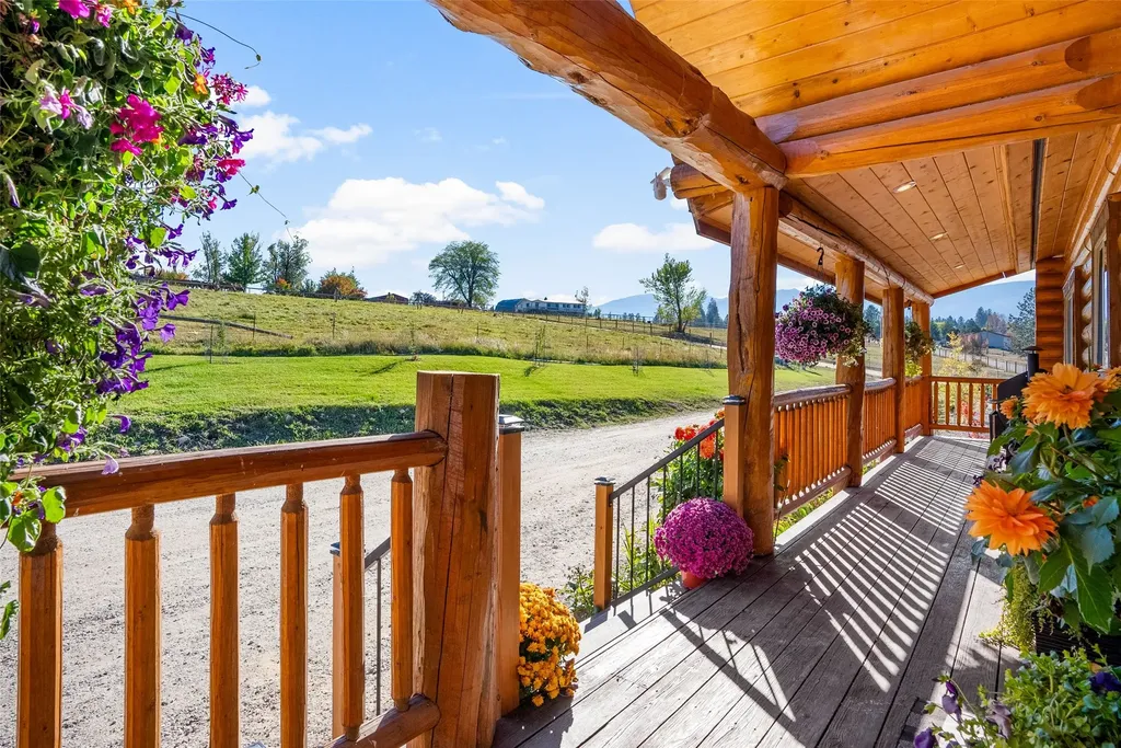 2374 Hamby Lane Victor MT 59875