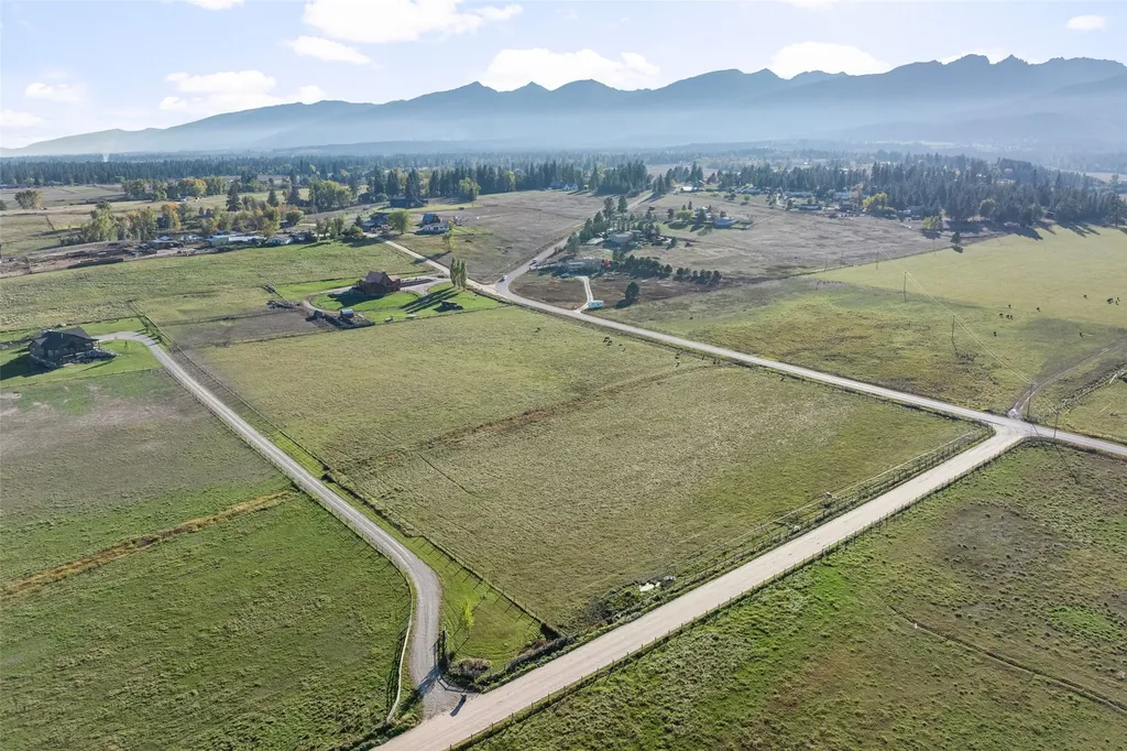 2374 Hamby Lane Victor MT 59875