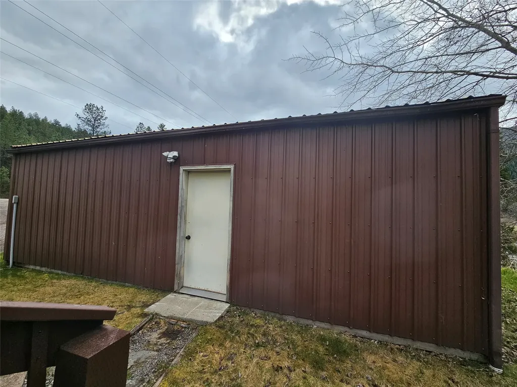 48 Sloway Frontage Road E Superior MT 59872