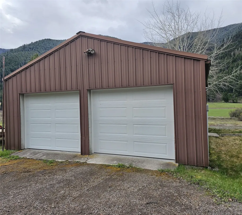 48 Sloway Frontage Road E Superior MT 59872