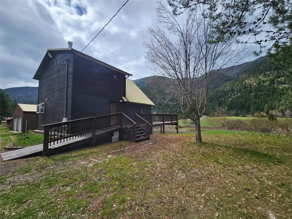 48 Sloway Frontage Road E Superior MT 59872