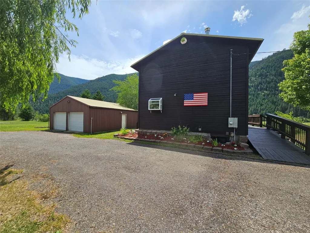 48 Sloway Frontage Road E Superior MT 59872