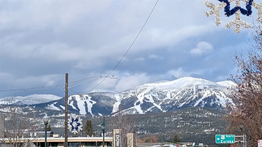 327 Spokane Avenue Whitefish MT 59937