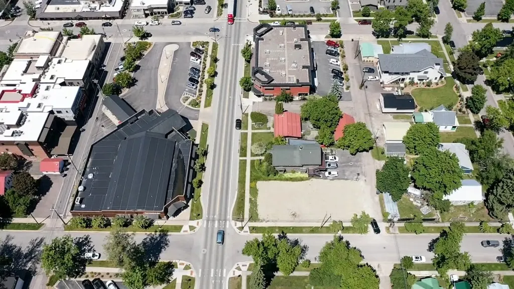 327 Spokane Avenue Whitefish MT 59937