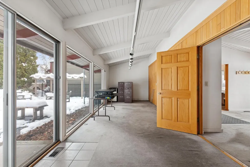 327 Spokane Avenue Whitefish MT 59937