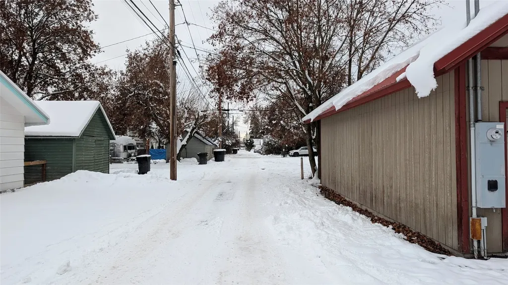 327 Spokane Avenue Whitefish MT 59937