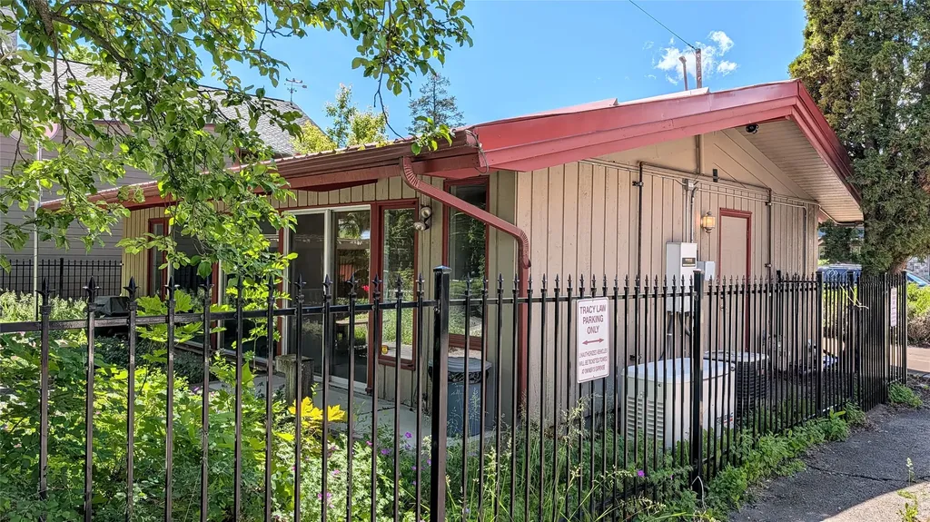 327 Spokane Avenue Whitefish MT 59937