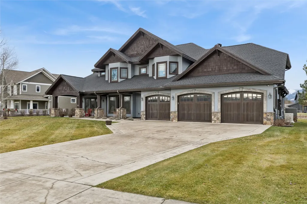 3058 River Lakes Drive Whitefish MT 59937
