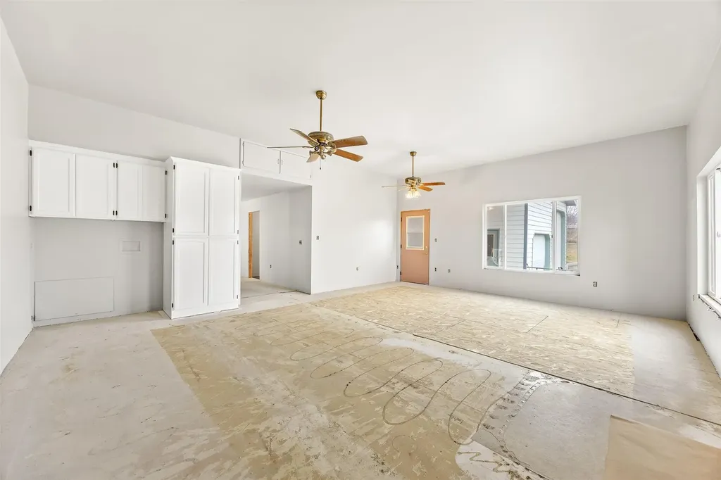 563 Bass Lane Corvallis MT 59828
