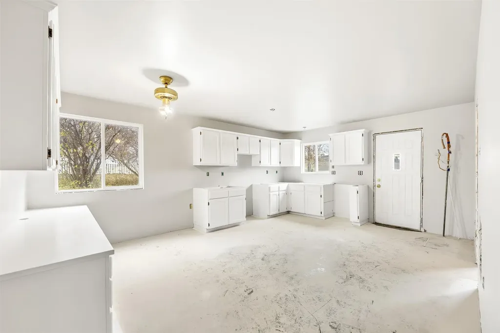 563 Bass Lane Corvallis MT 59828