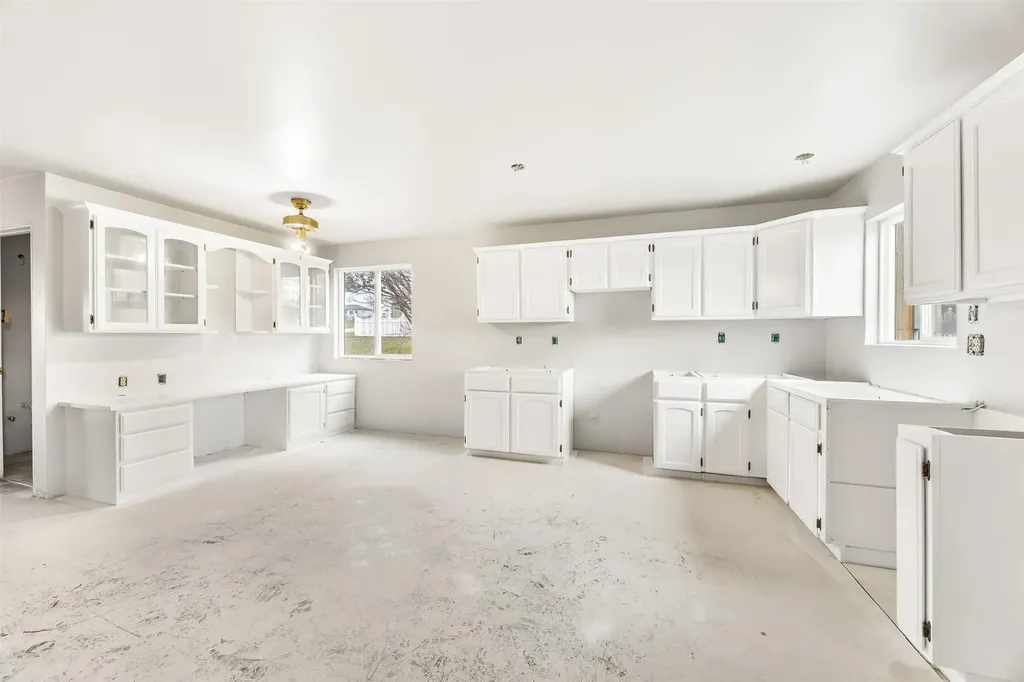 563 Bass Lane Corvallis MT 59828