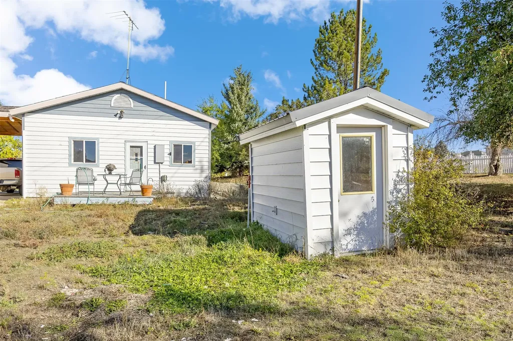 563 Bass Lane Corvallis MT 59828