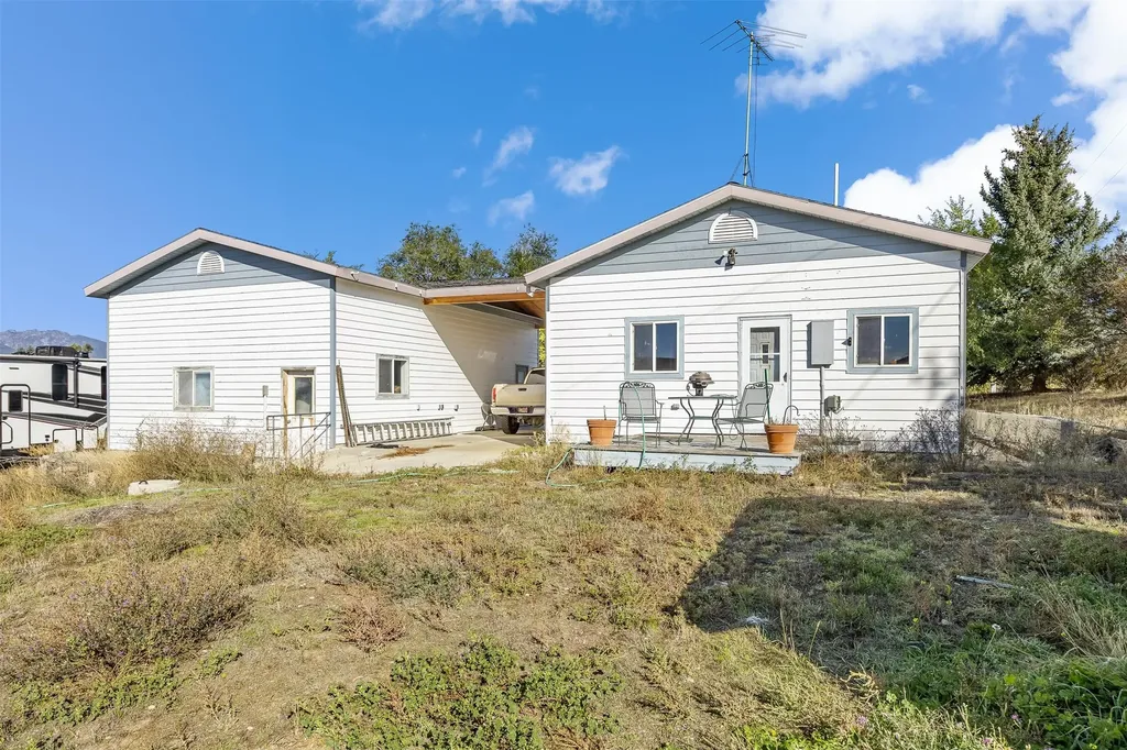 563 Bass Lane Corvallis MT 59828