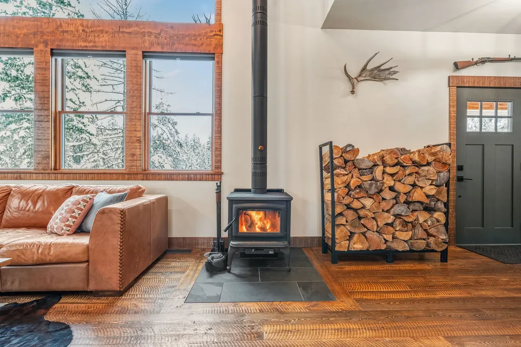 221 Belterra Lane Bigfork MT 59911