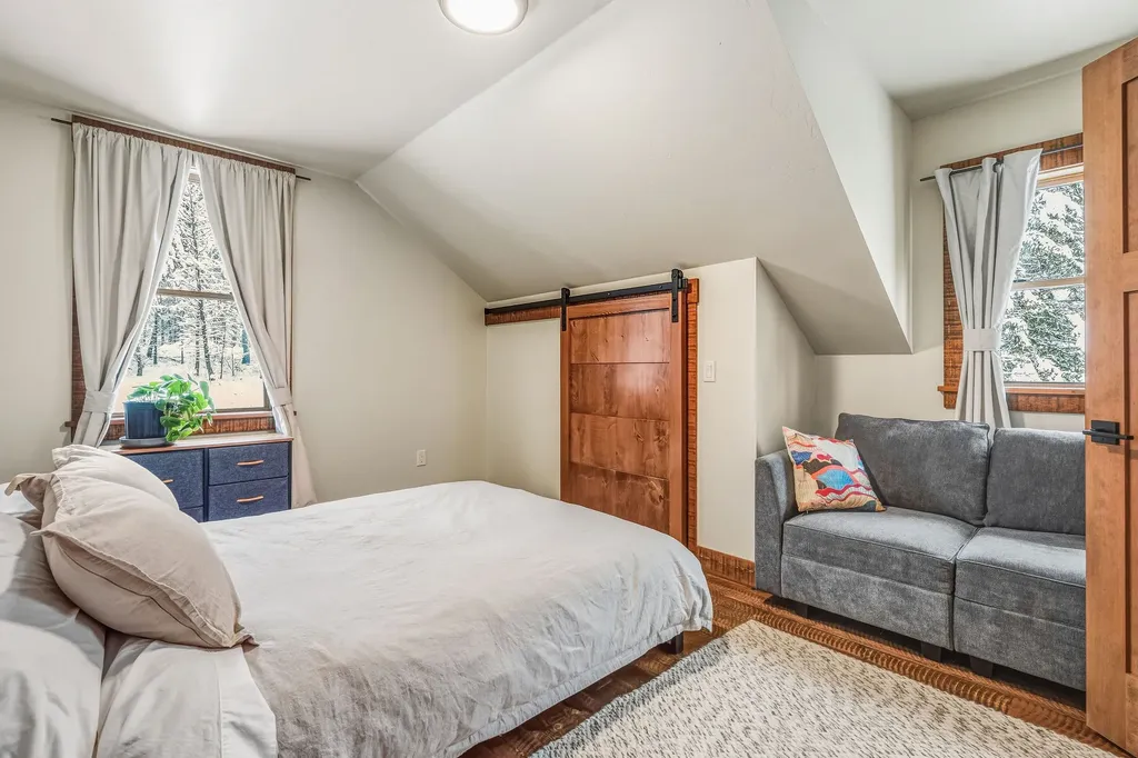 221 Belterra Lane Bigfork MT 59911