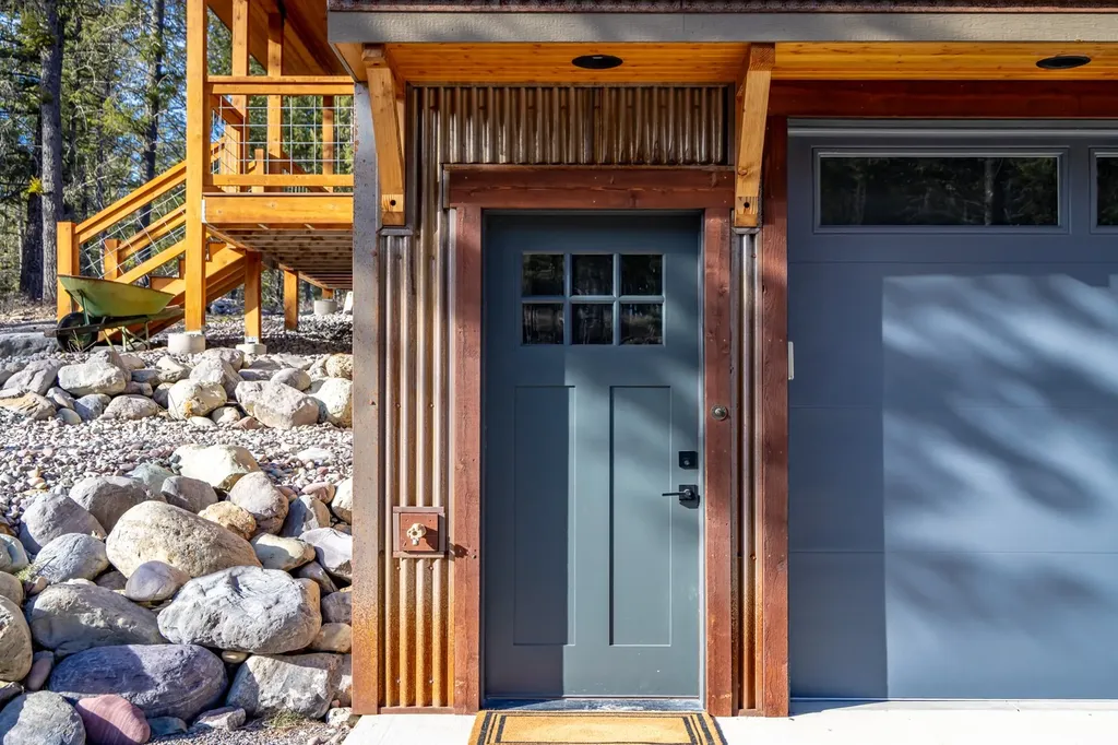 221 Belterra Lane Bigfork MT 59911