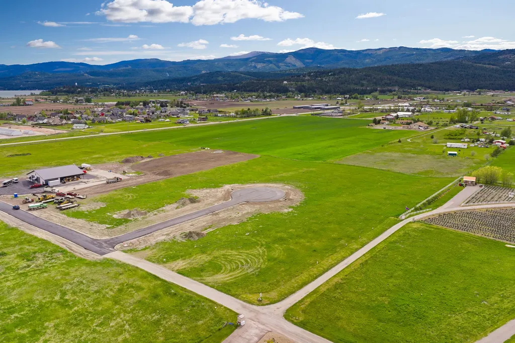 Nhn Hard Rock Road Somers MT 59932