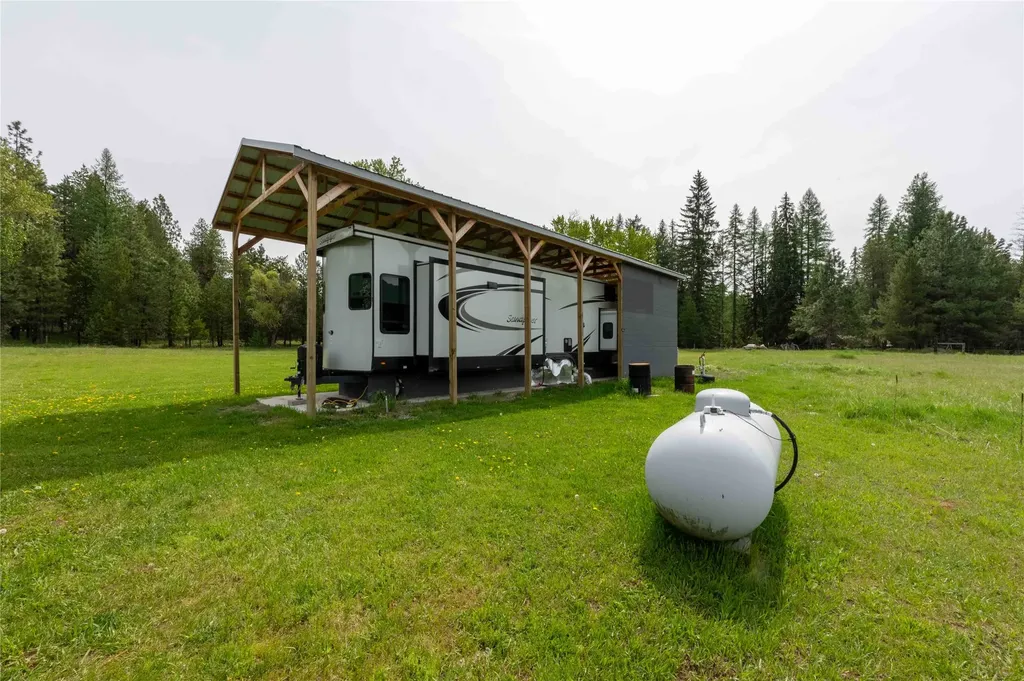 26 Willow Lane Trout Creek MT 59874