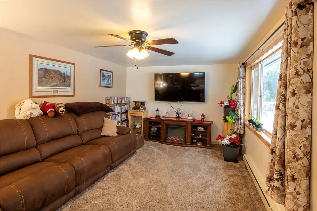 26 Willow Lane Trout Creek MT 59874