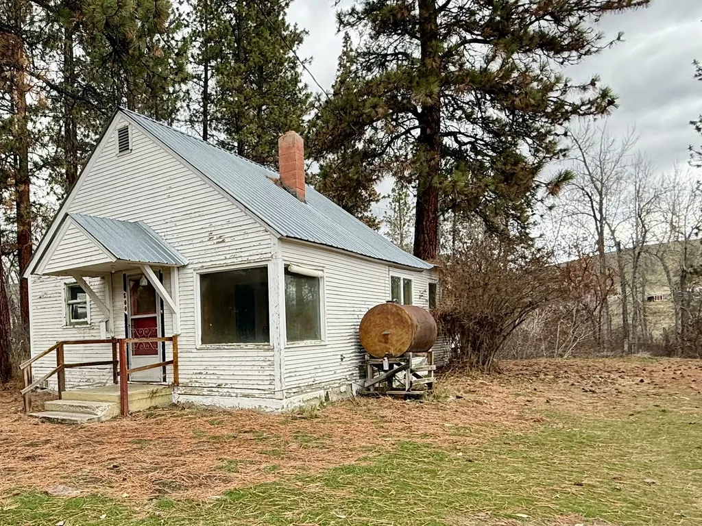 800 Central Avenue Hot Springs MT 59845