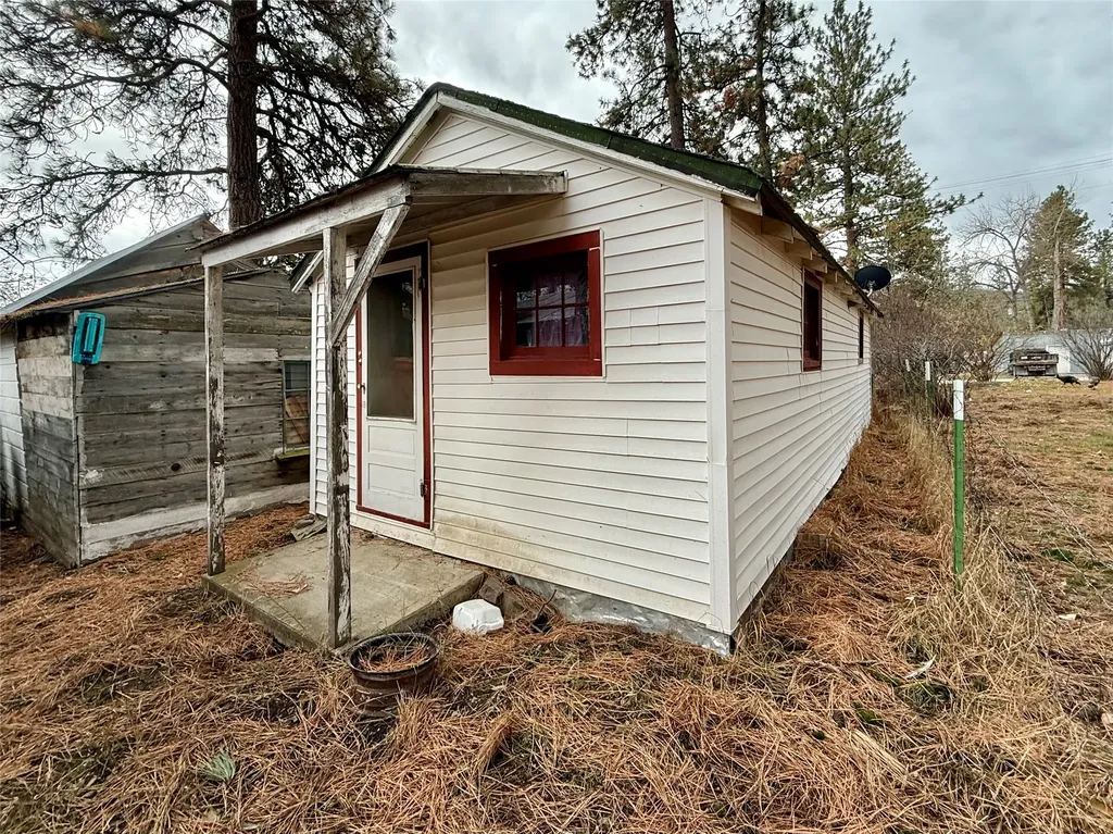 800 Central Avenue Hot Springs MT 59845